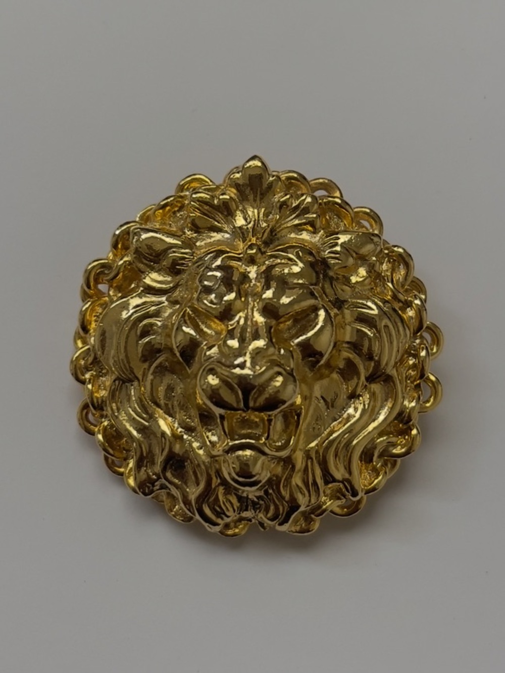 Vintage Bold Gold Lion Head Medallion Statement Brooch Pin